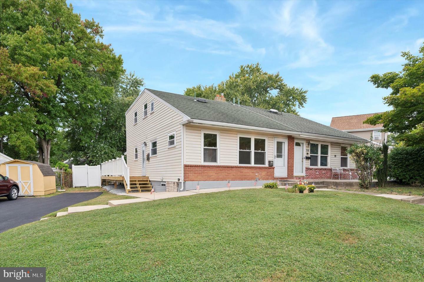 Property Photo:  538 Essex Road  PA 19074 