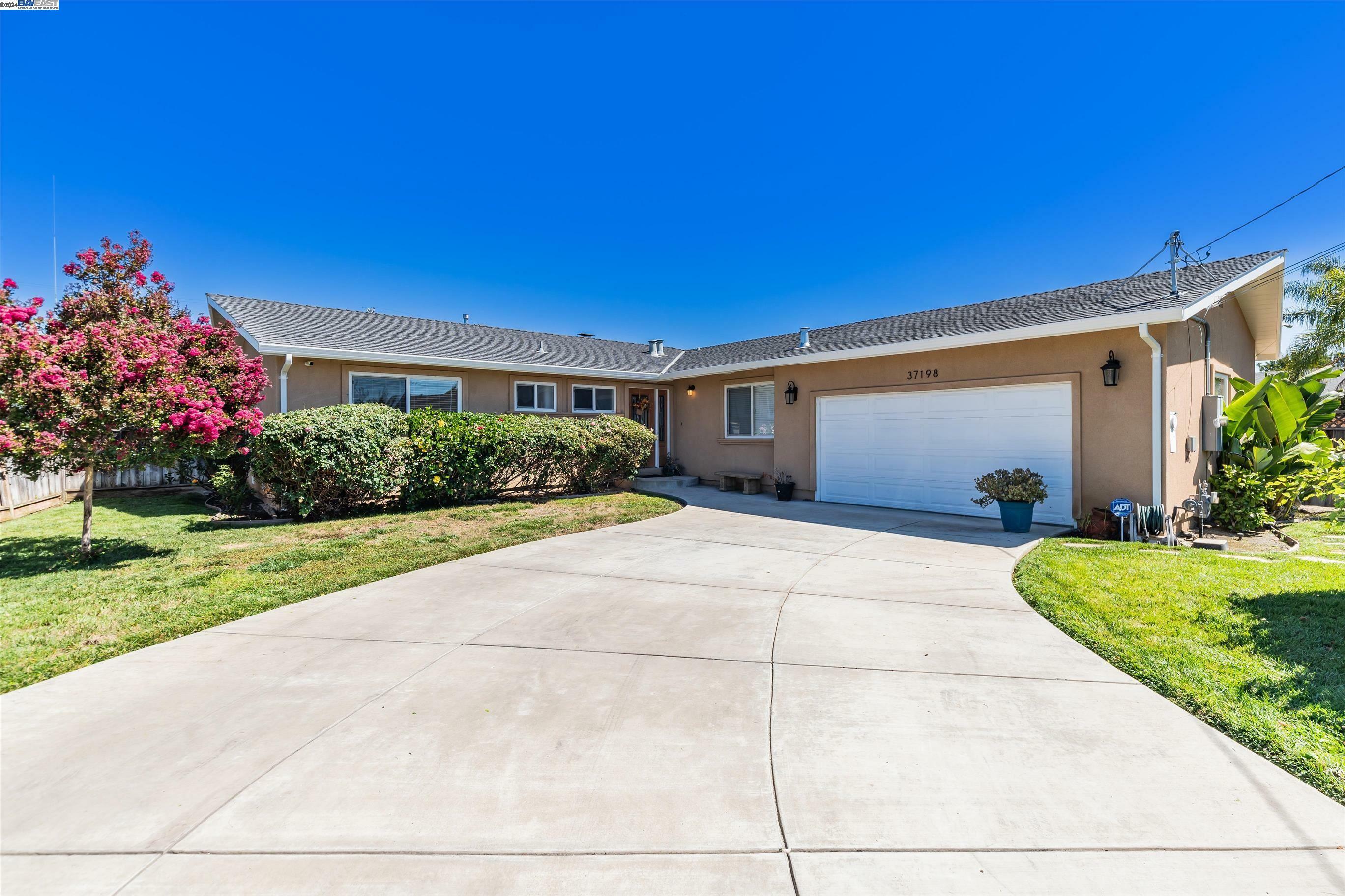 Property Photo:  37198 Saint Christopher St  CA 94560 