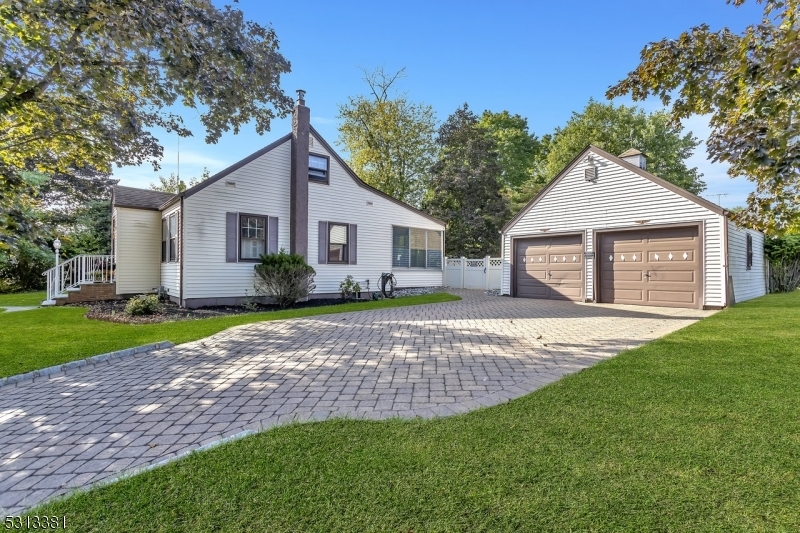 Property Photo: 804 Tompkins Ave NJ 07080