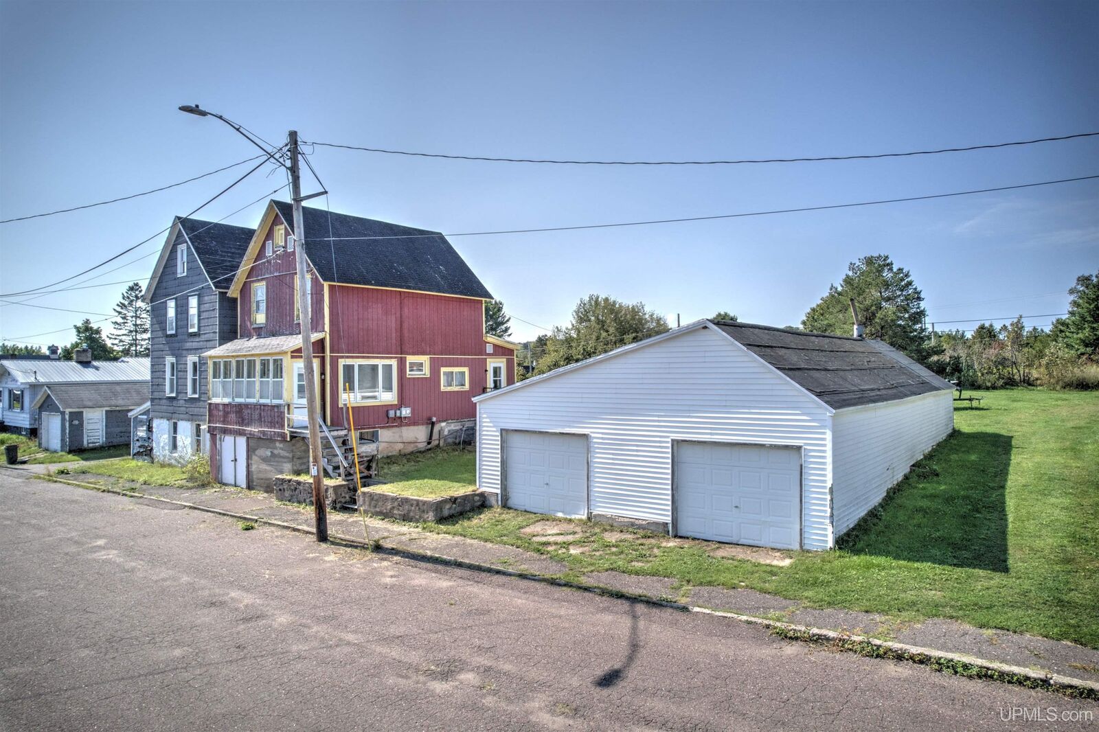 Property Photo: 52 Senter Street MI 49901