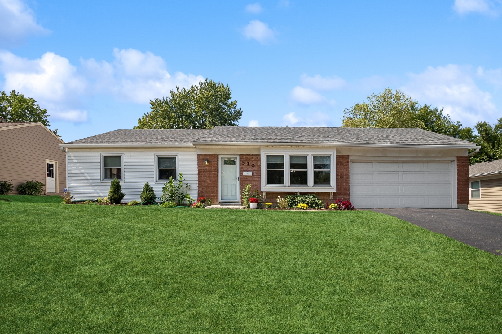 510 Abbington Place  Schaumburg IL 60194 photo