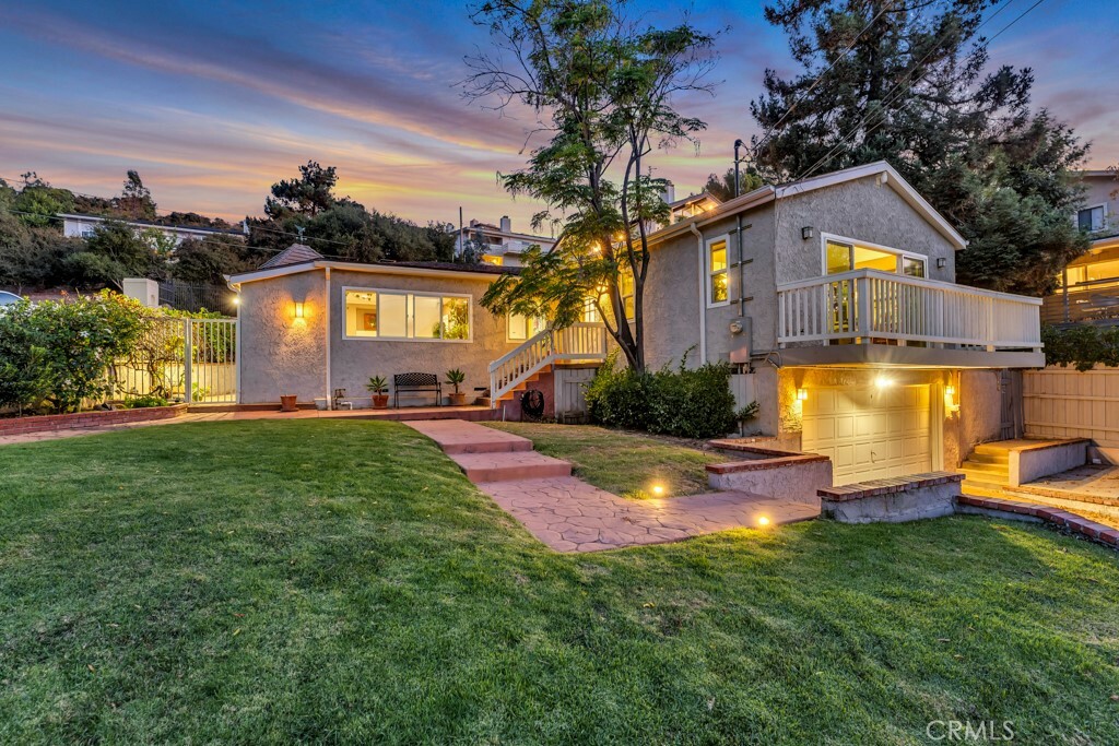 23551 Summit Drive  Calabasas CA 91302 photo