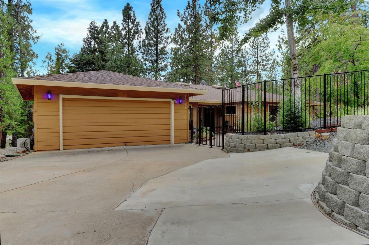 11659 Pamela Drive  Grass Valley CA 95949 photo