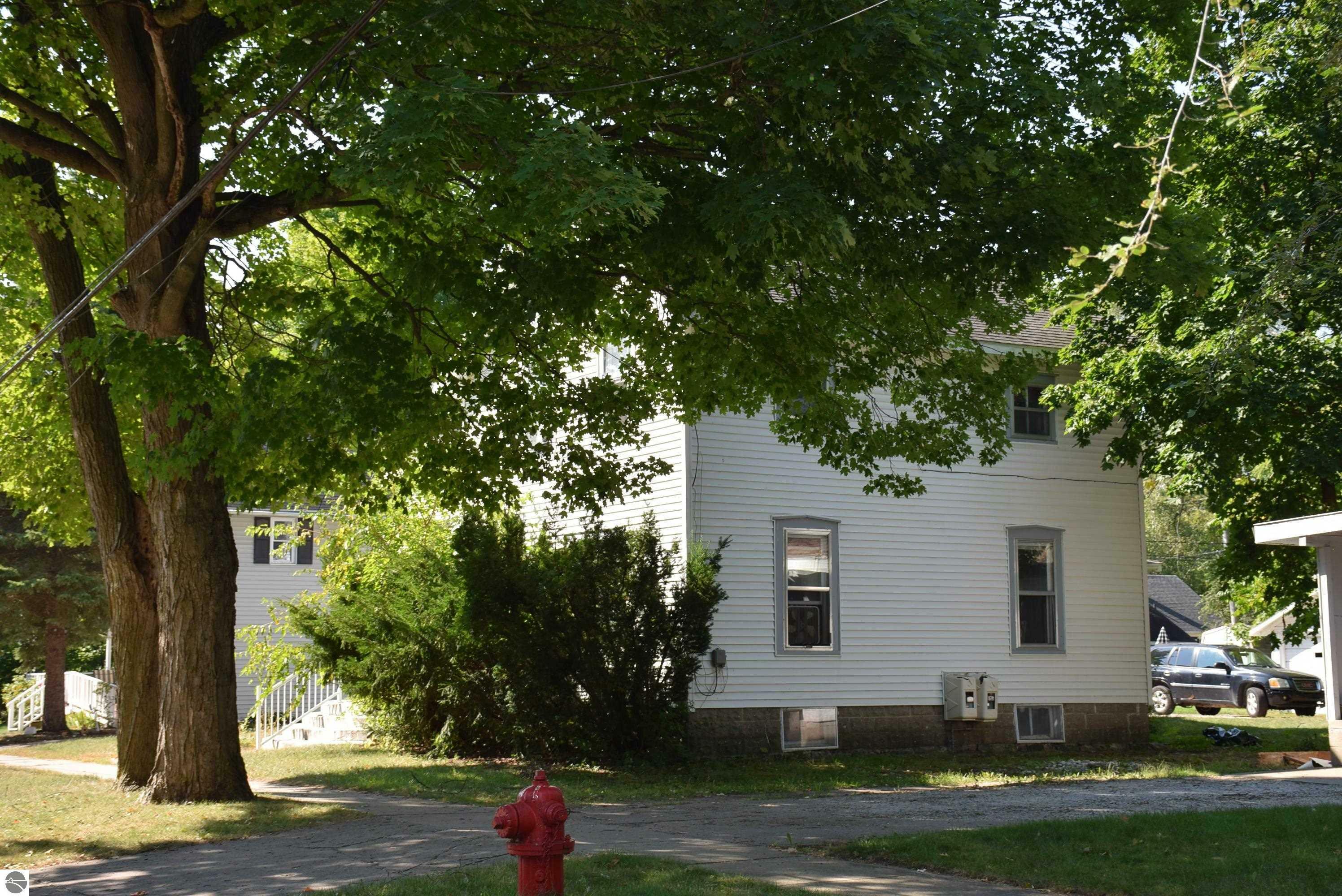 Property Photo:  413 N Fancher Street  MI 48858 