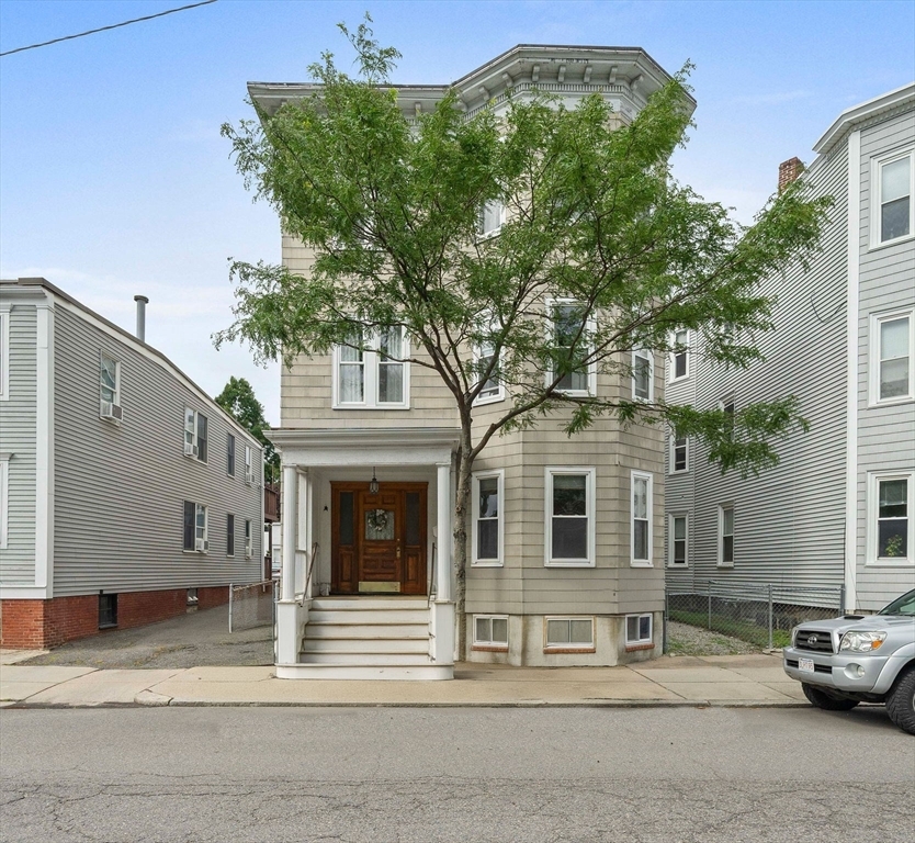 Property Photo:  670 E 8th Street  MA 02127 