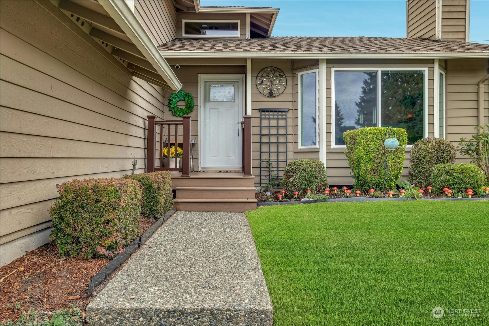 Property Photo: 12321 45th Avenue SE WA 98208