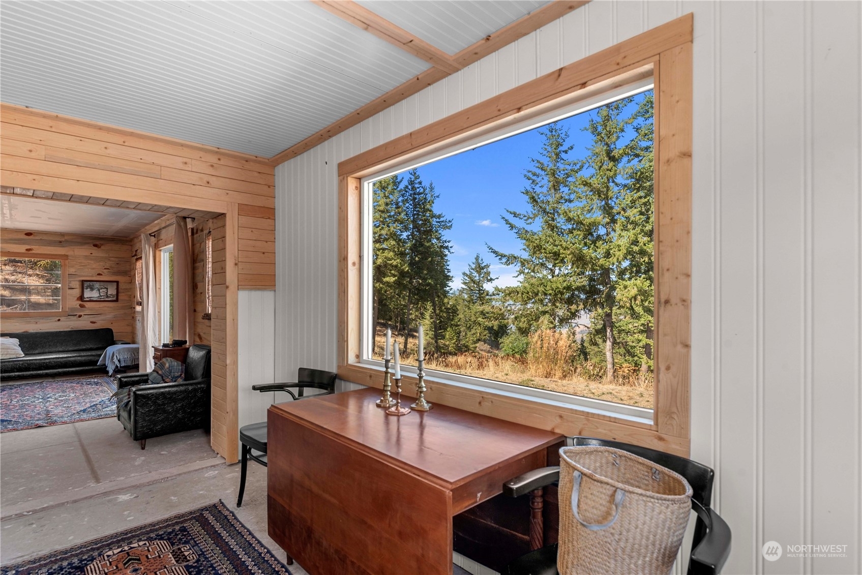 Property Photo:  102 Fir Road  WA 98802 