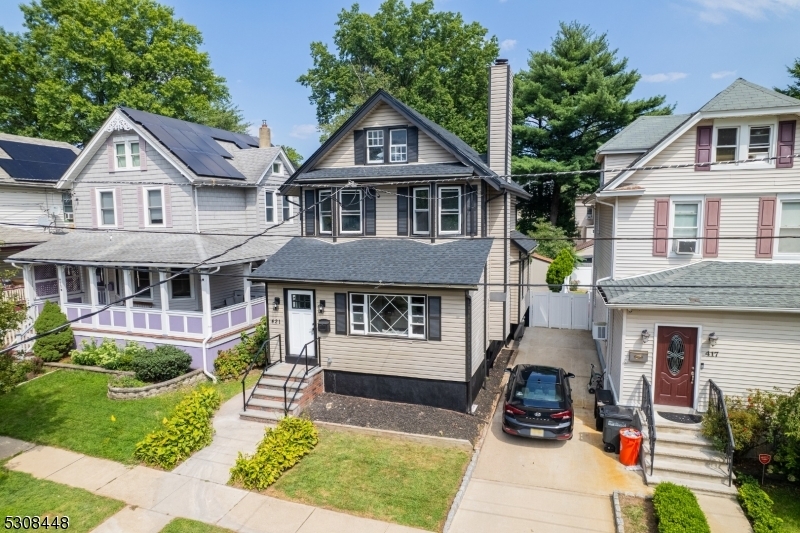 Property Photo:  421 Park Pl  NJ 07204 