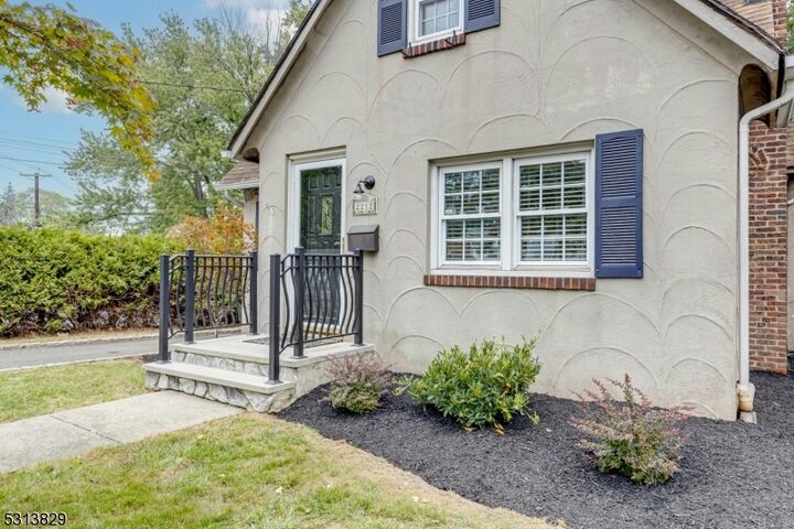 Property Photo: 2212 Shady Ln NJ 07076