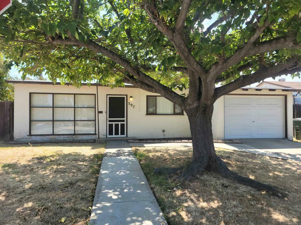 Property Photo:  397 Lindell Avenue  CA 92020 