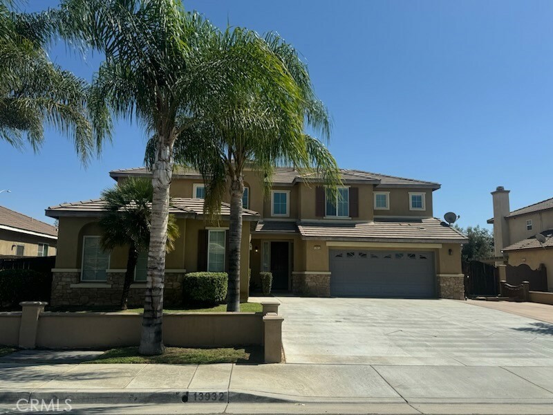 Property Photo: 13932 Monet Street CA 92555