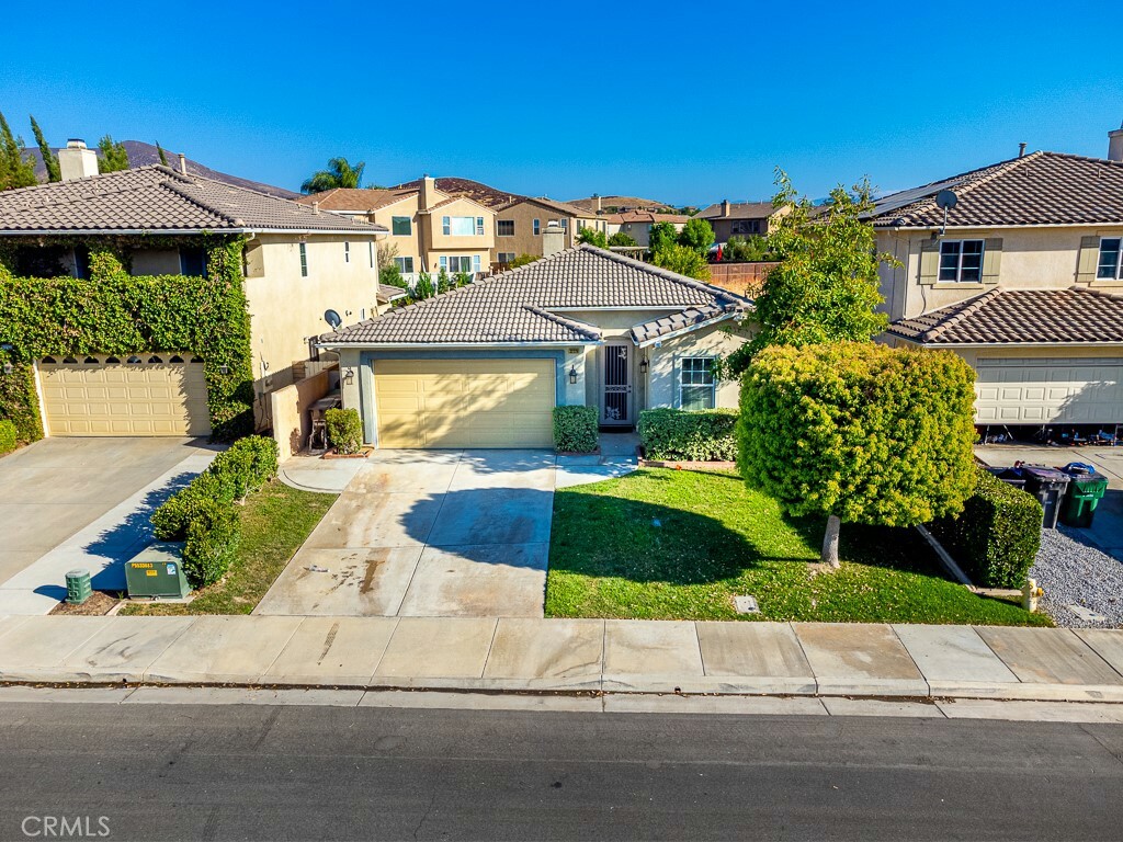 Property Photo:  32229 Kale Lane  CA 92596 