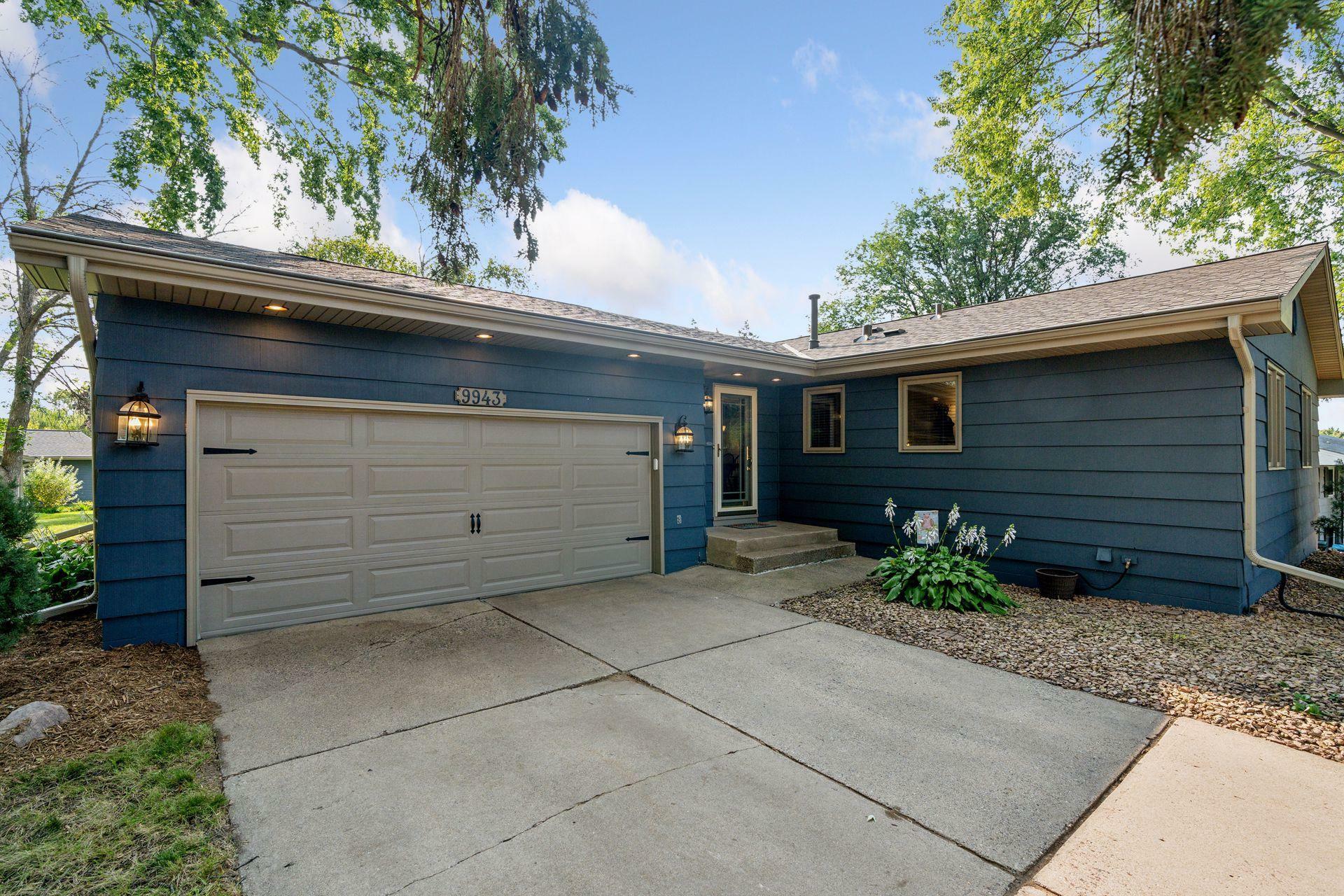 Property Photo:  9943 Kell Avenue S  MN 55437 