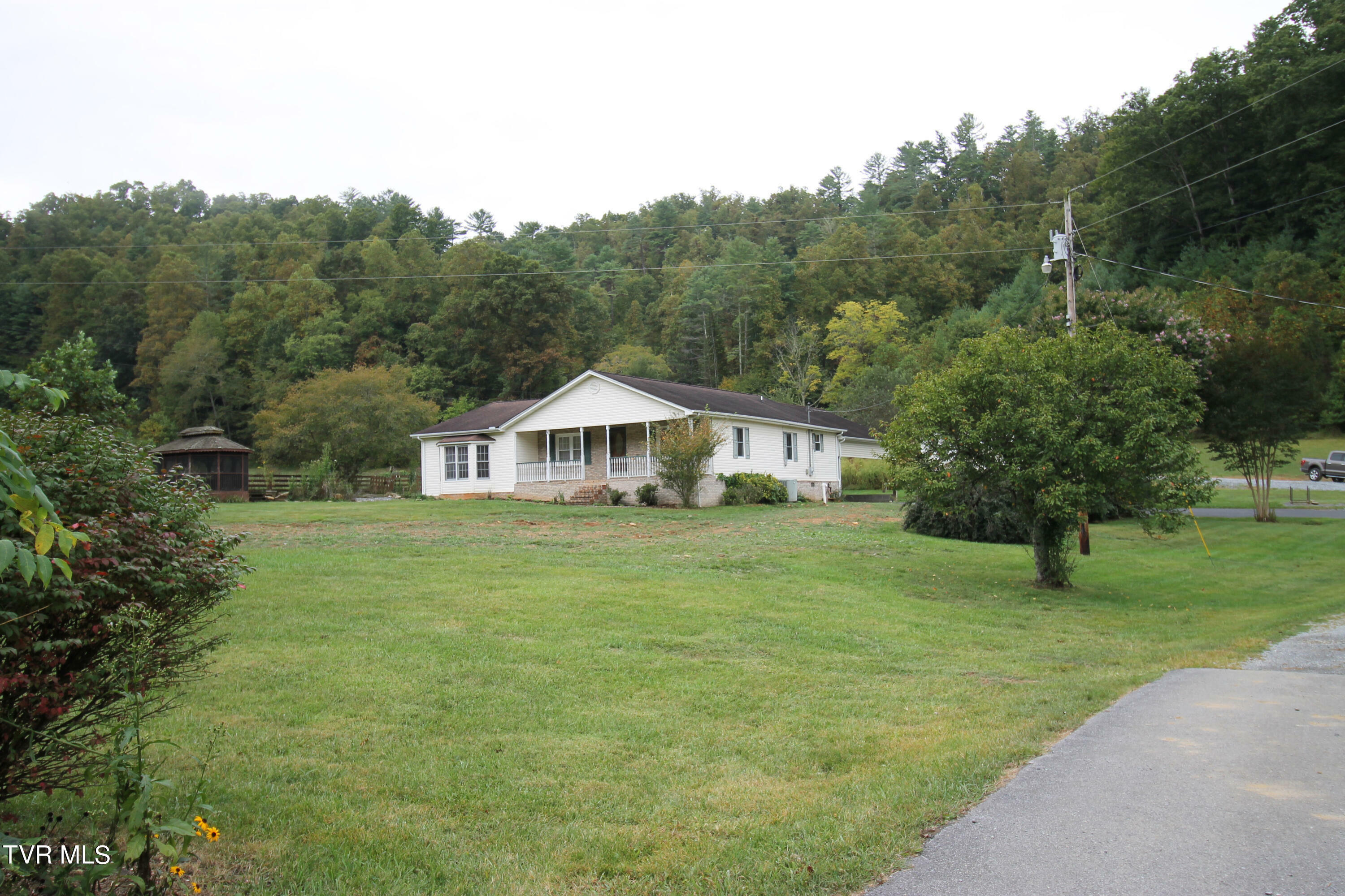 Property Photo:  108 Sam Miller Road  TN 37650 