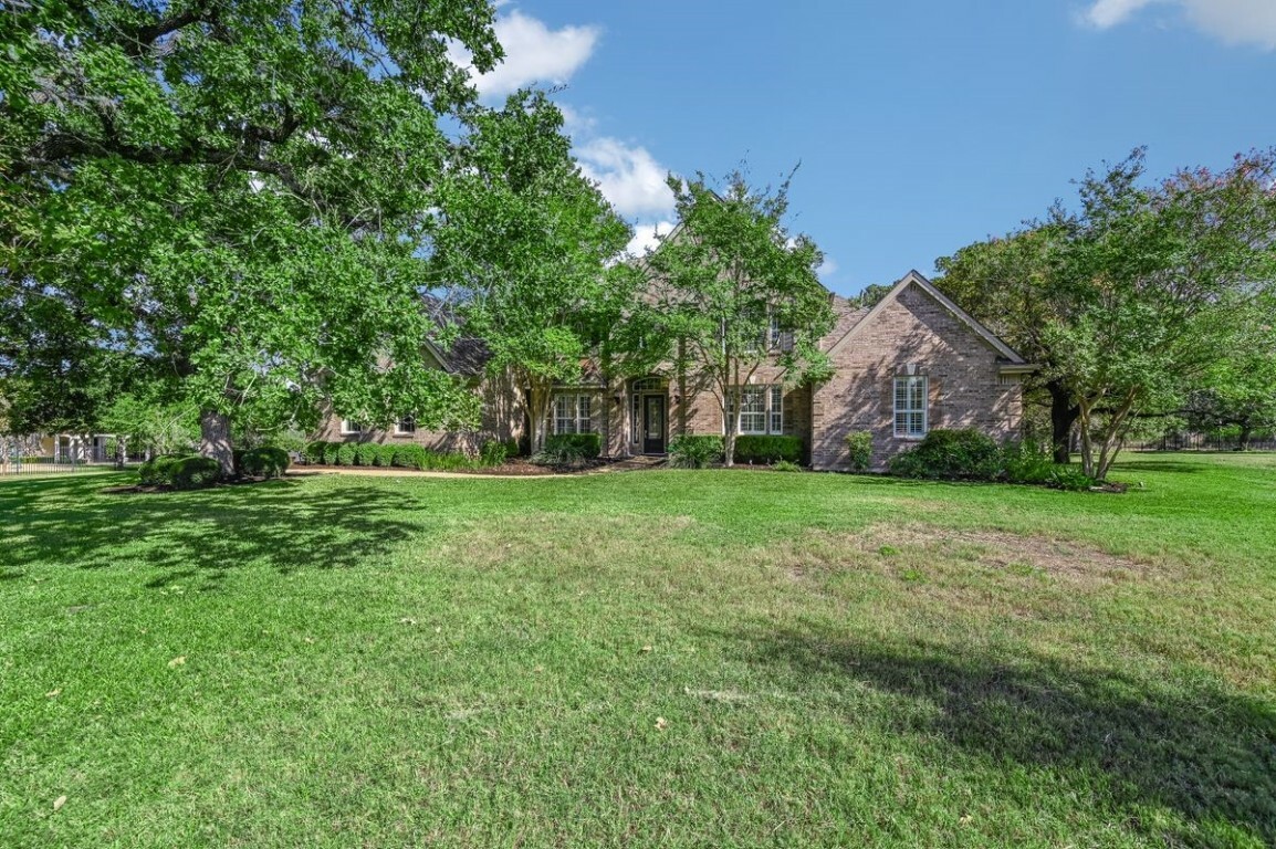 Property Photo:  2635 Demona Drive  TX 78733 