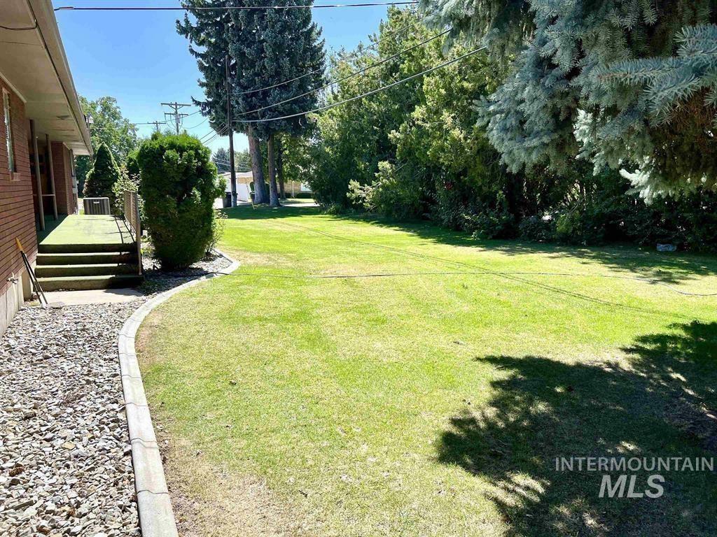 Property Photo:  2240 Overland Ave  ID 83318 