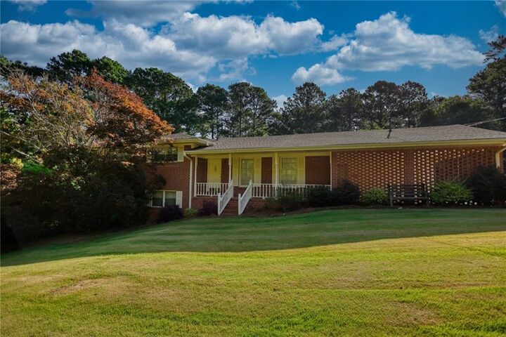 7101 Hilltop Drive  Covington GA 30014 photo