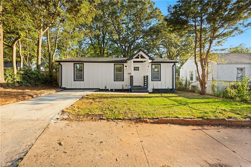 Property Photo:  358 Roy Street W  GA 30310 