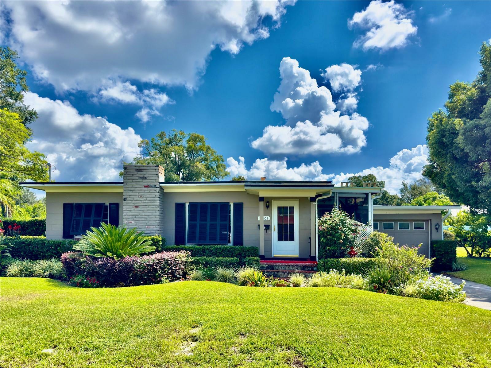 1607 N Bumby Avenue  Orlando FL 32803 photo