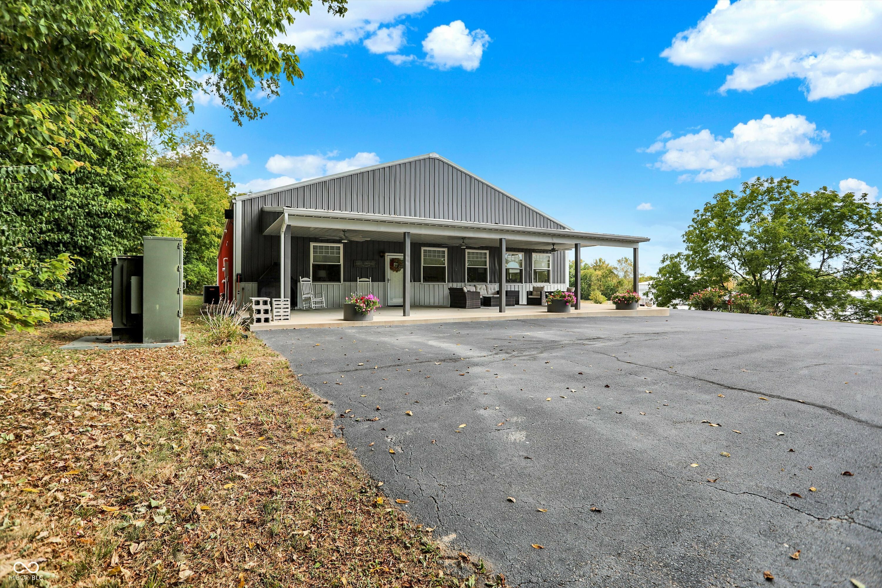 Property Photo:  1392 N Michigan Road  IN 46176 