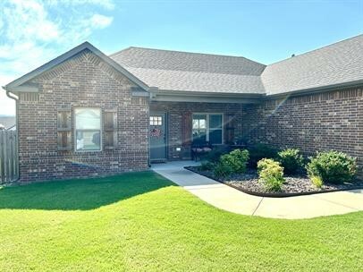 Property Photo:  510 Captain Hopkins Street  AR 72753 