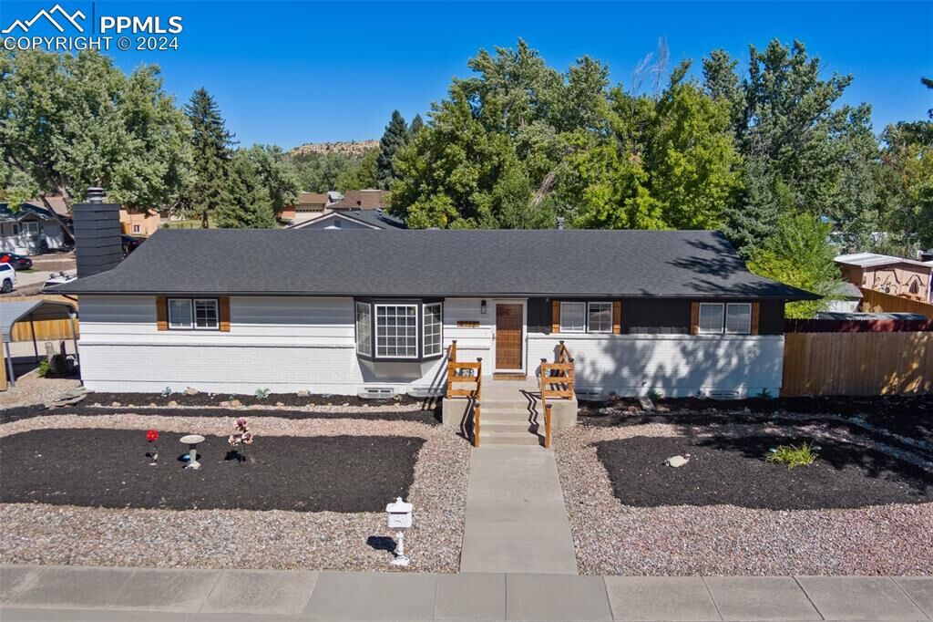 Property Photo:  4718 Woodbury Drive  CO 80915 
