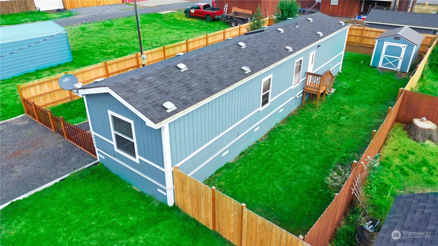 Property Photo:  1006 NW Mill Street  WA 98596 