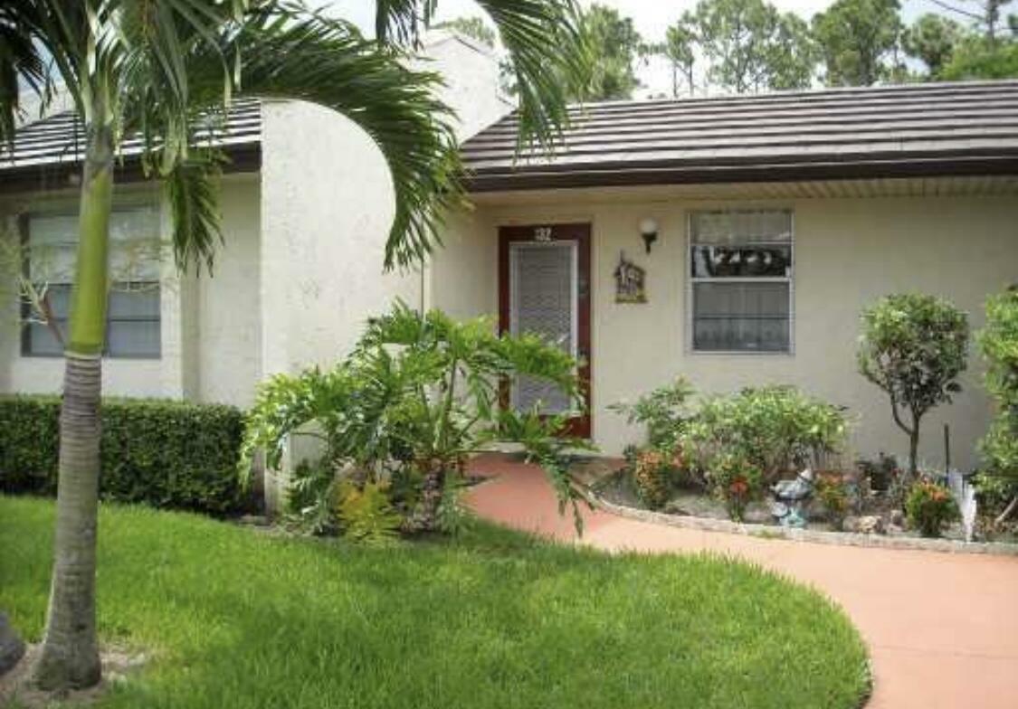 Property Photo:  132 Lake Olive Drive 132  FL 33411 