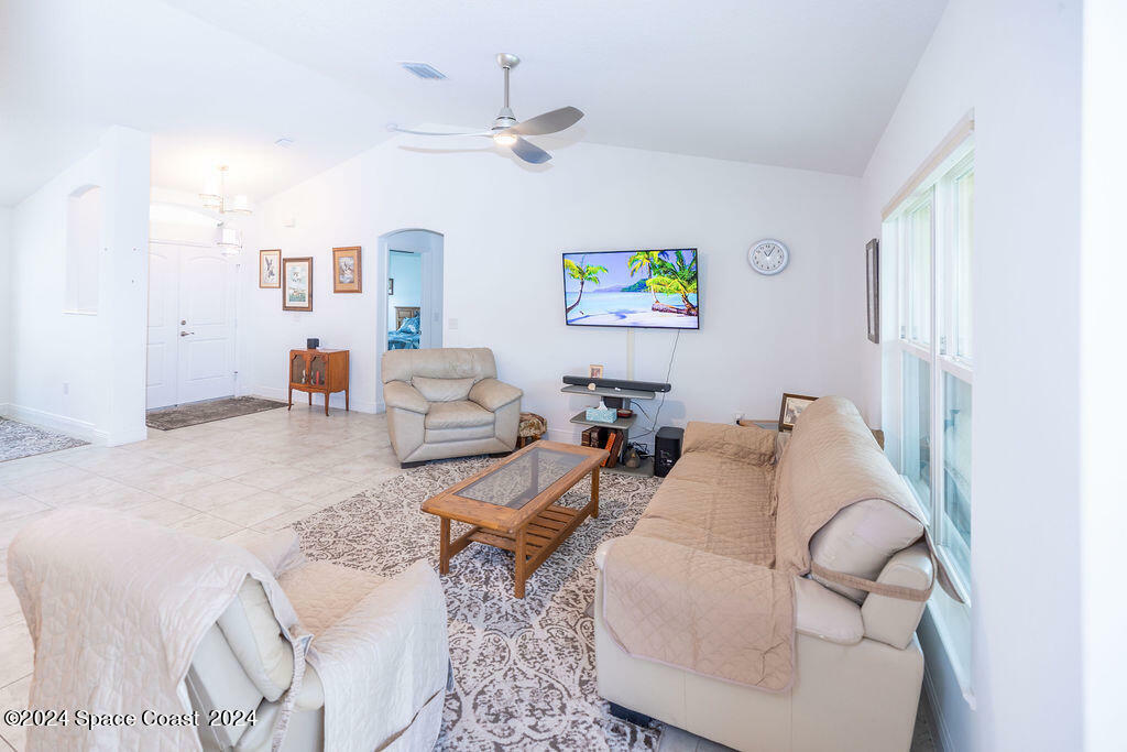 Property Photo:  331 Seaside Terrace  FL 32958 