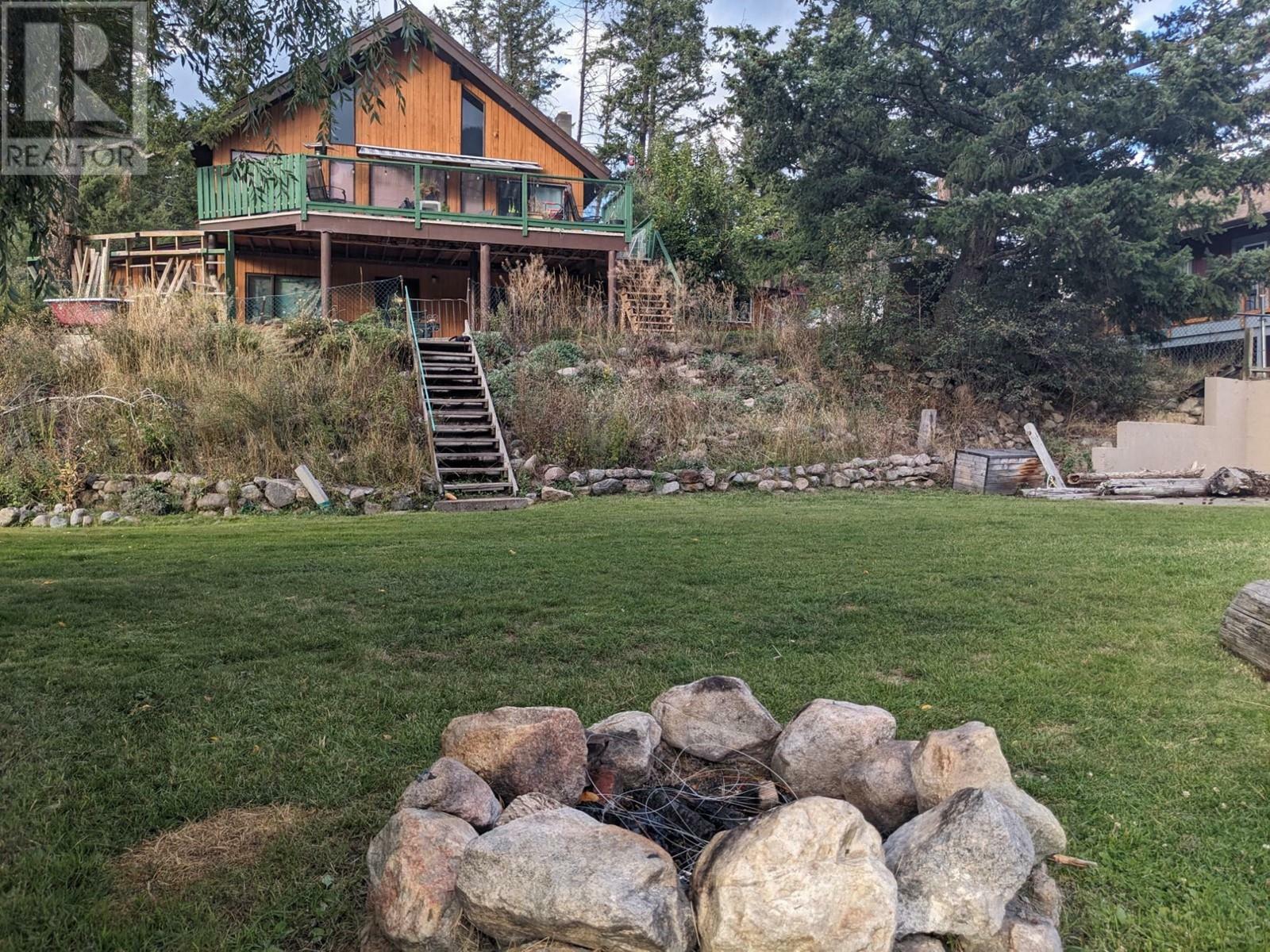 Photo de la propriété:  2376 Ojibway Road  BC  