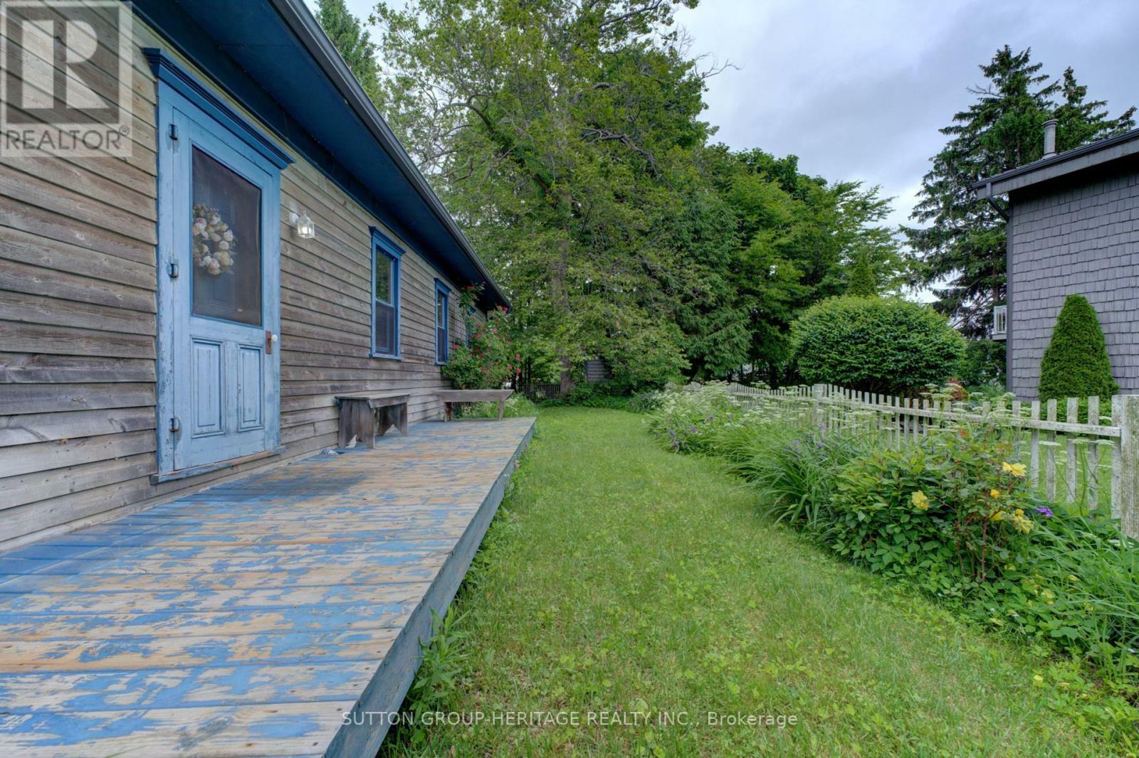 Property Photo:  627 Nelson Street West  ON N0A 1N2 