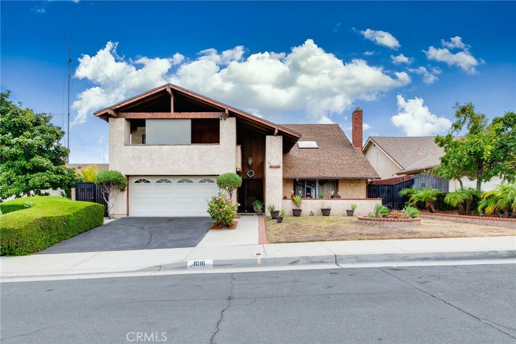 1016 Twin Canyon Lane  Diamond Bar CA 91765 photo