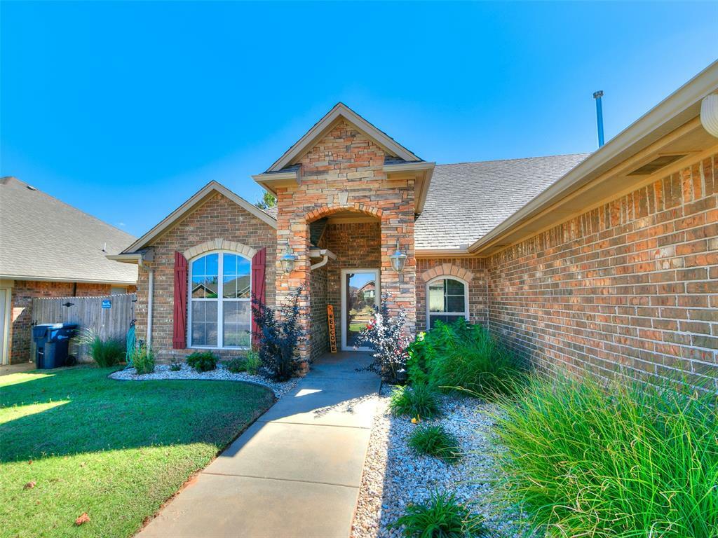 Property Photo:  11312 SW 38th Street  OK 73064 