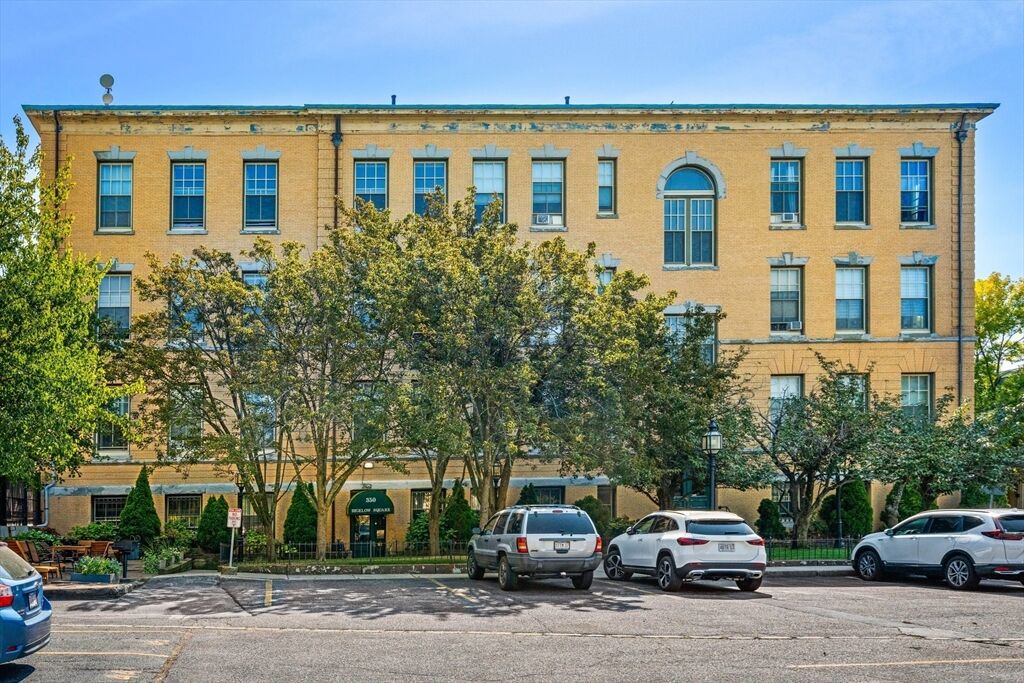 Property Photo: 350 W Fourth St 100 MA 02127