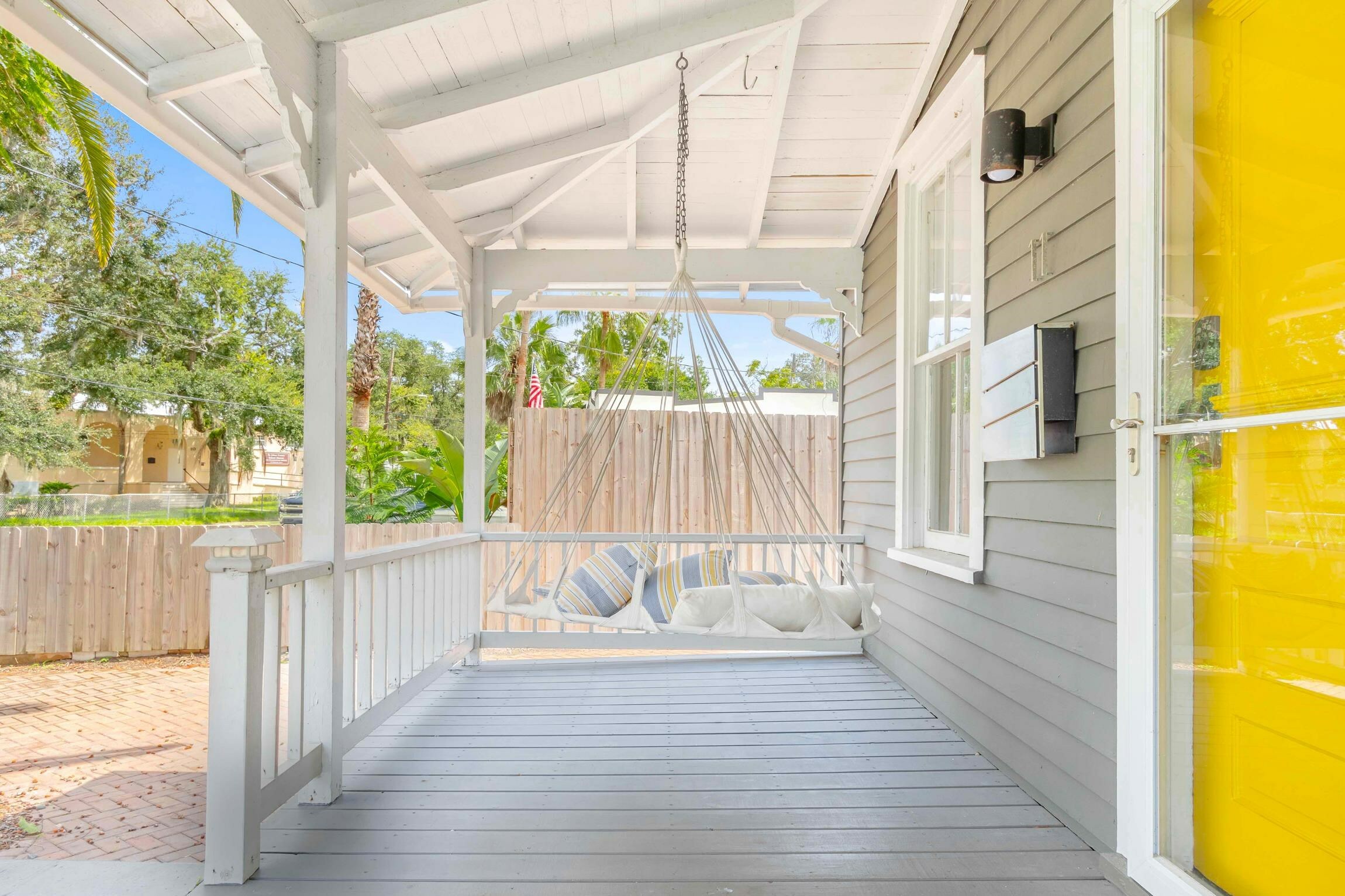 Property Photo: 11 Hildreth Drive FL 32084