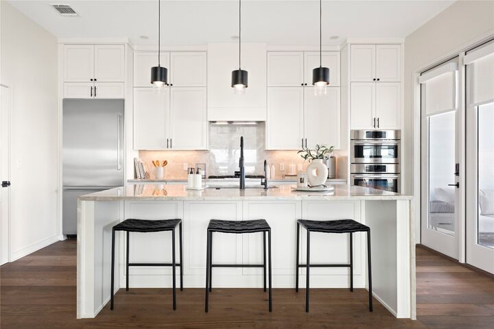 Property Photo:  2518 Watkins Way  TX 78746 