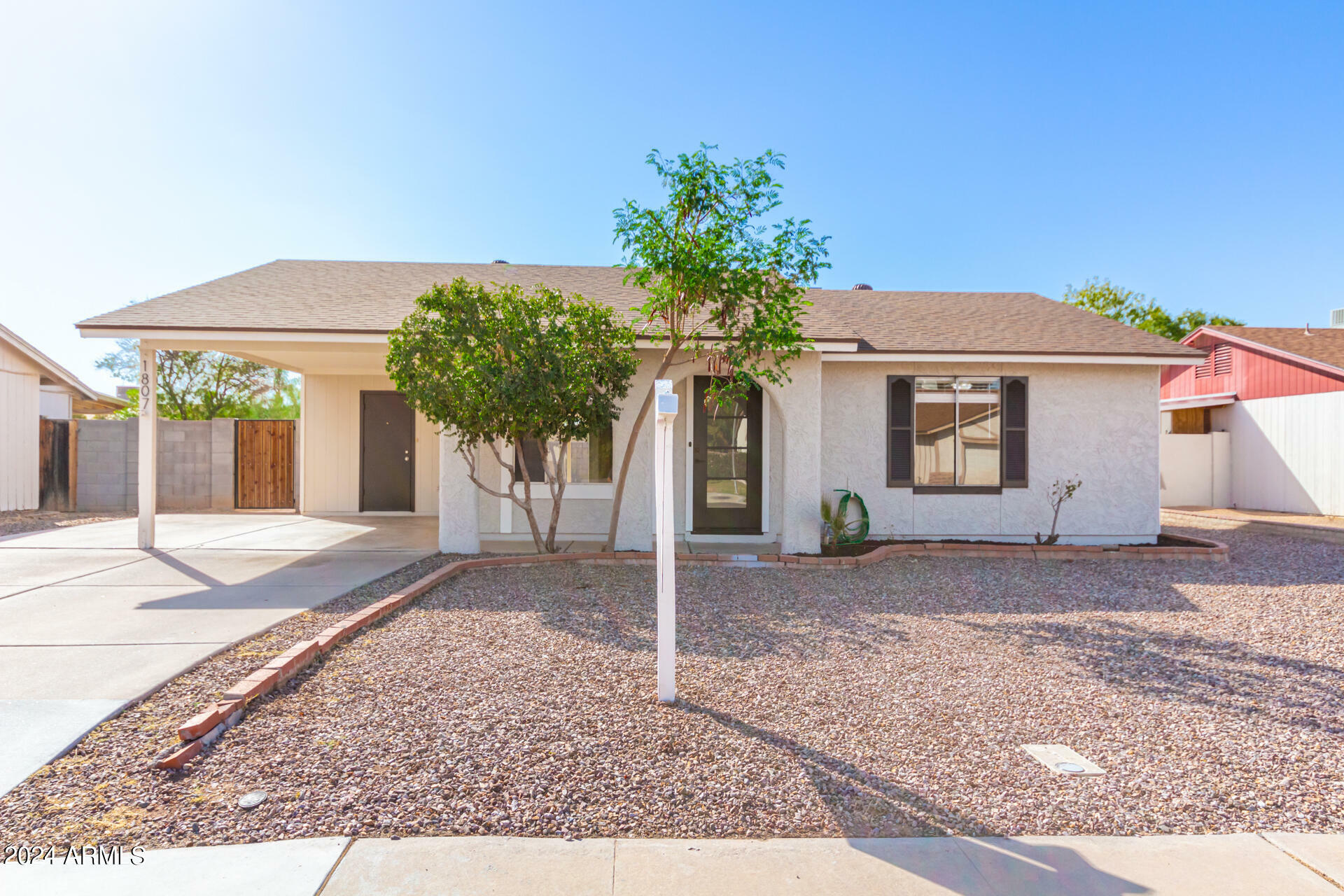 Property Photo:  1807 W Marlboro Drive  AZ 85224 