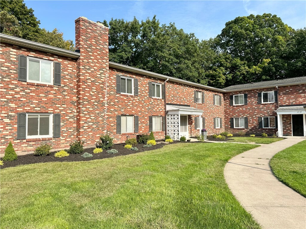 Property Photo: 8 Lost Mountain Trail NY 14625