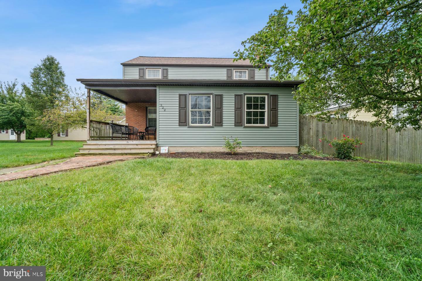 Property Photo:  322 Ridge Avenue  PA 17344 