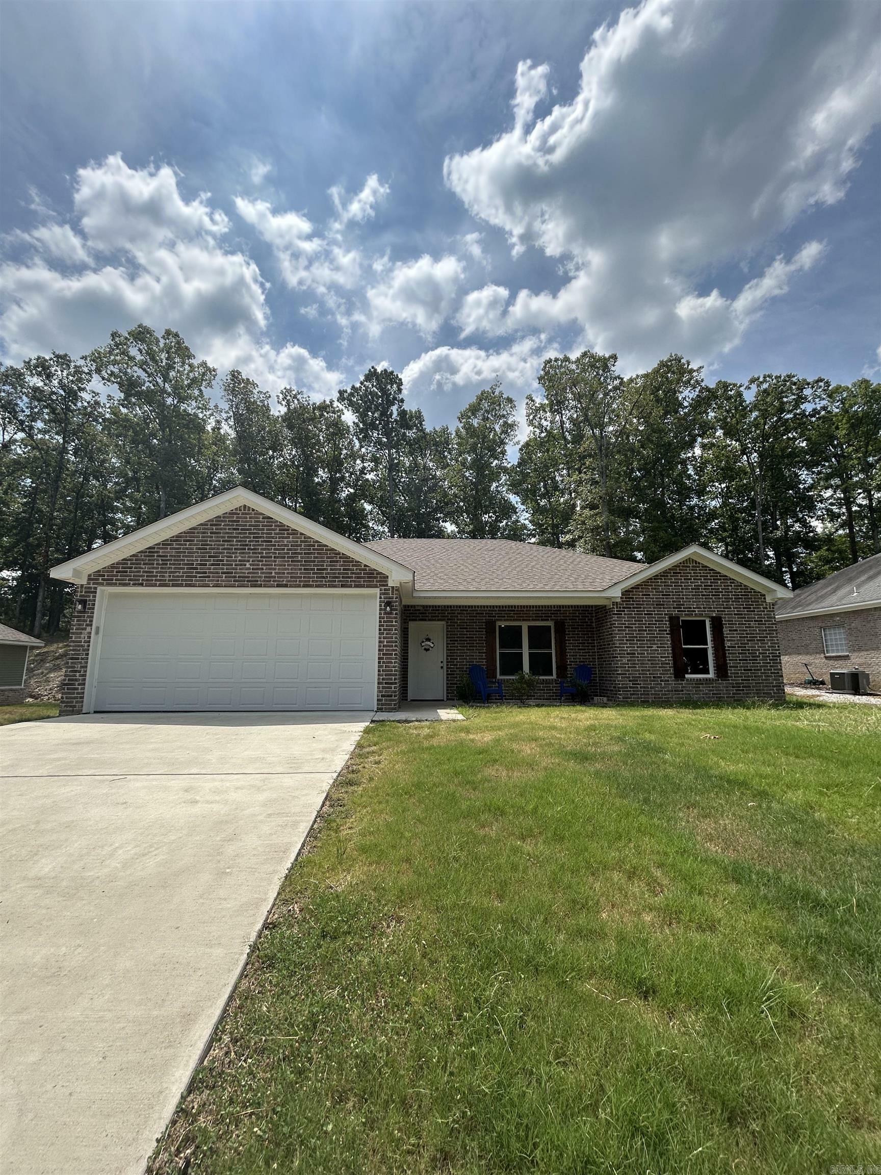 Property Photo:  125 Stonebriar Drive  AR 71913 