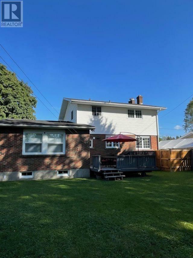 Photo de la propriété:  309 Whitney Ave  ON P6C 5L9 