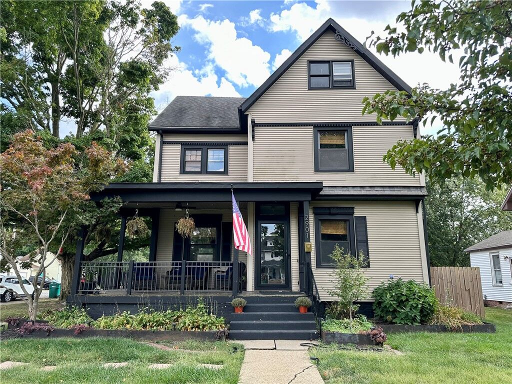 Property Photo:  2901 Western Avenue  IL 61938 