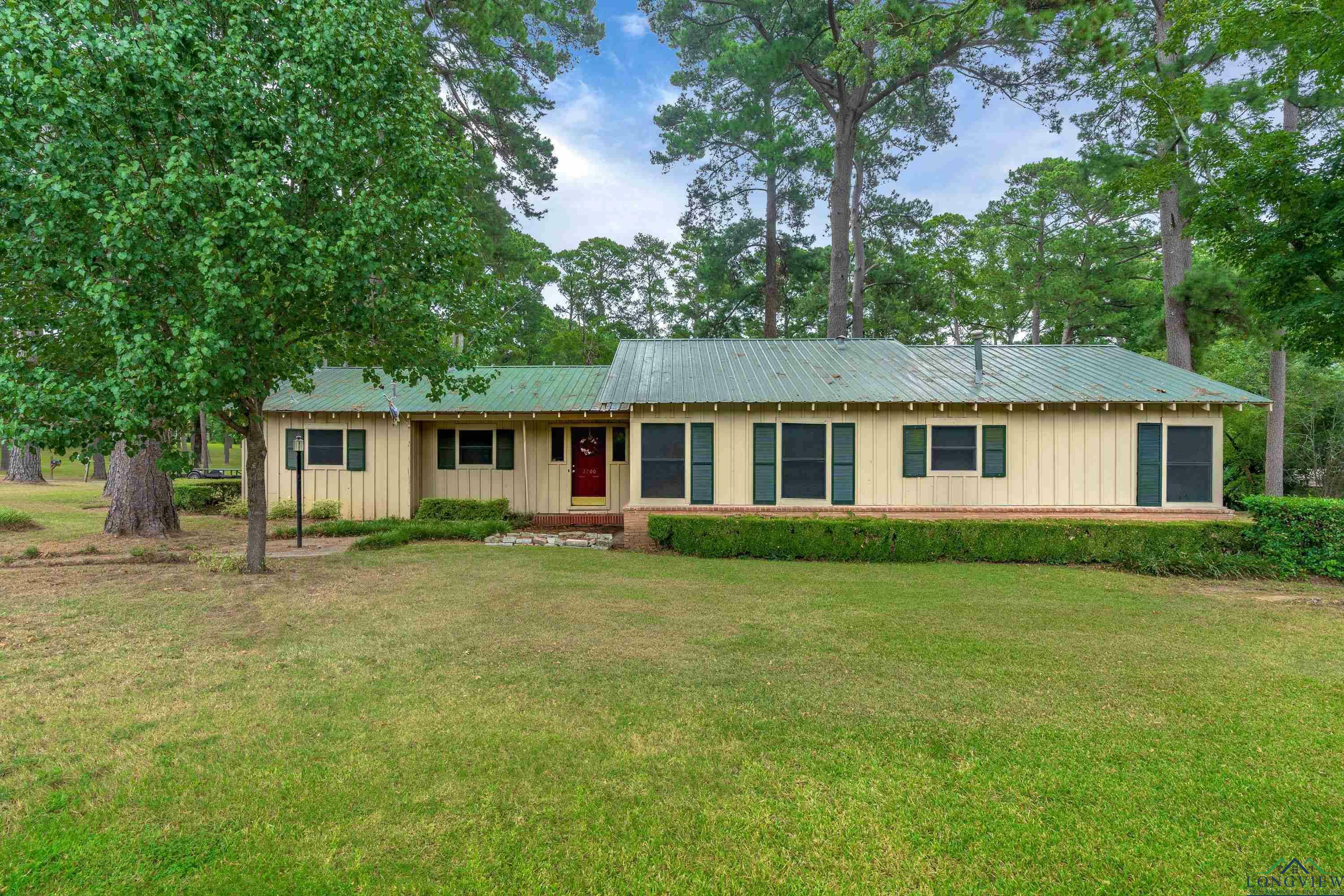 Property Photo:  2200 Rosborough Springs  TX 75672 