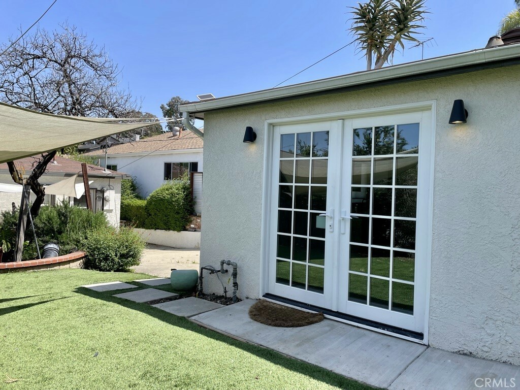 Property Photo:  4562 Jade Street  CA 90032 