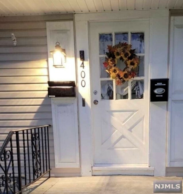 Property Photo:  398 North 10th Street 1st Floor  NJ 07508 