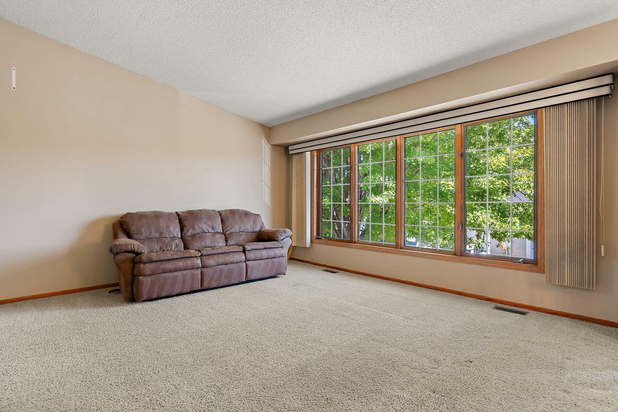 Property Photo:  1983 Granite Avenue N  MN 55128 