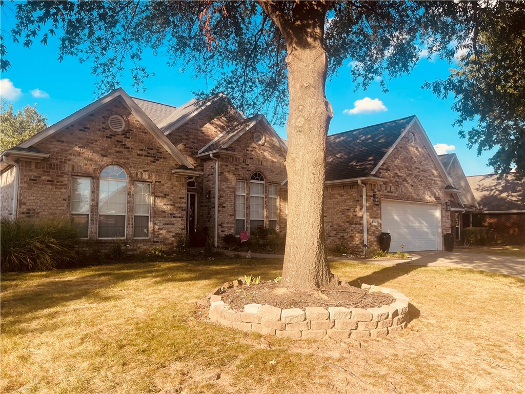 Property Photo:  4305 W Arlington Drive  AR 72758 