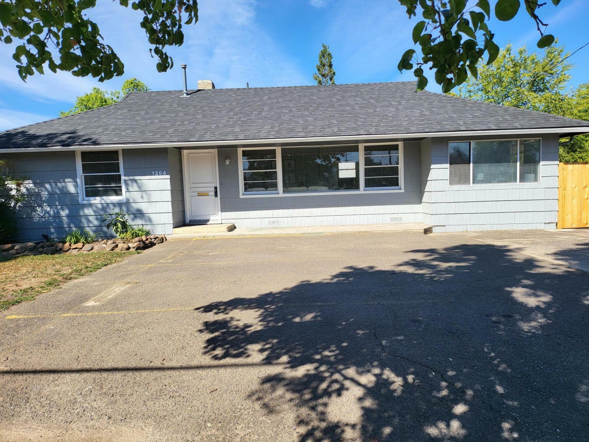 Property Photo:  1204 W Main Street  OR 97501 