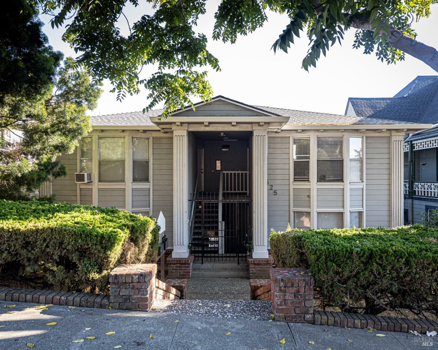 Property Photo:  625 Georgia Street  CA 94590 