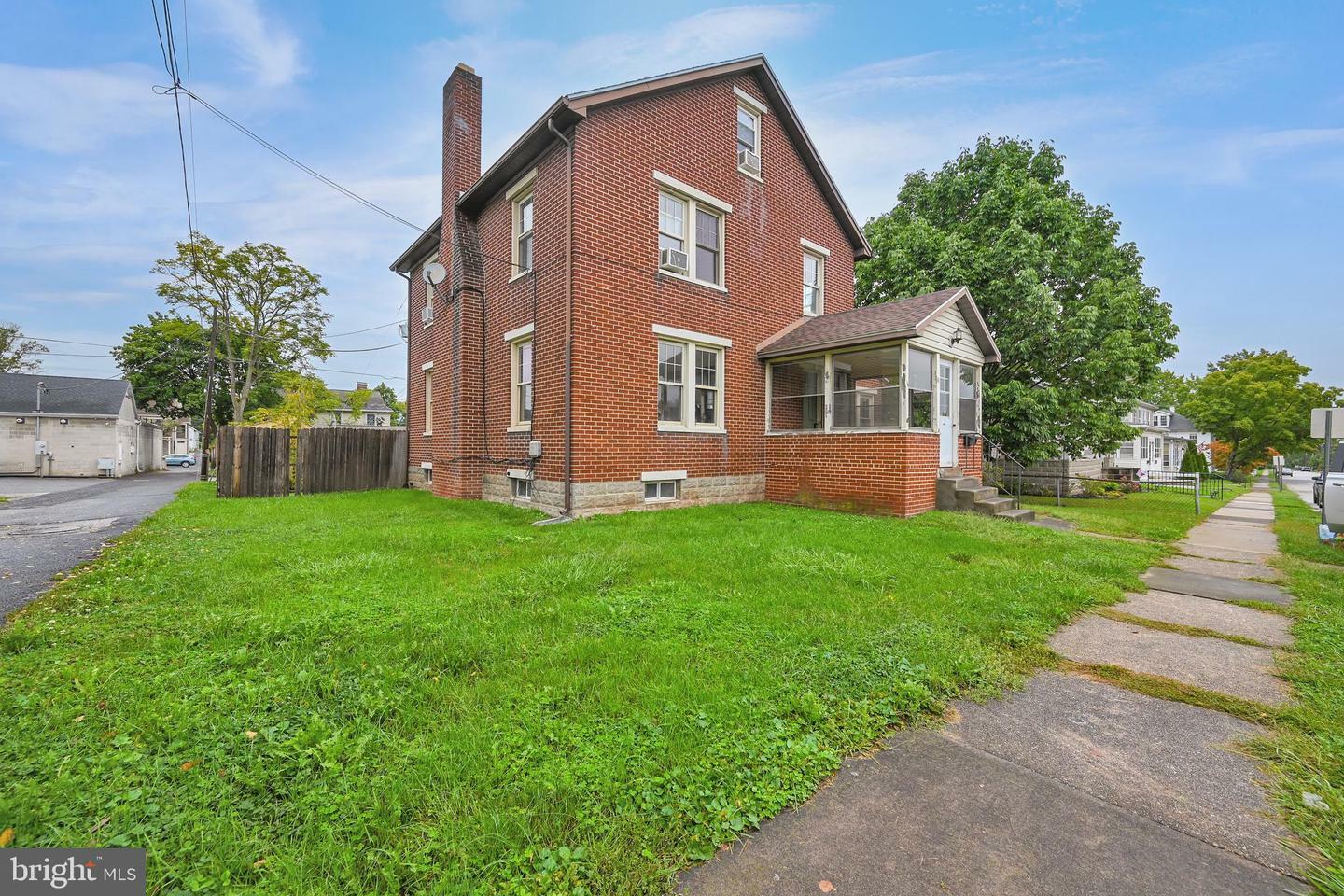 Property Photo:  41 Barlow Street  PA 17325 